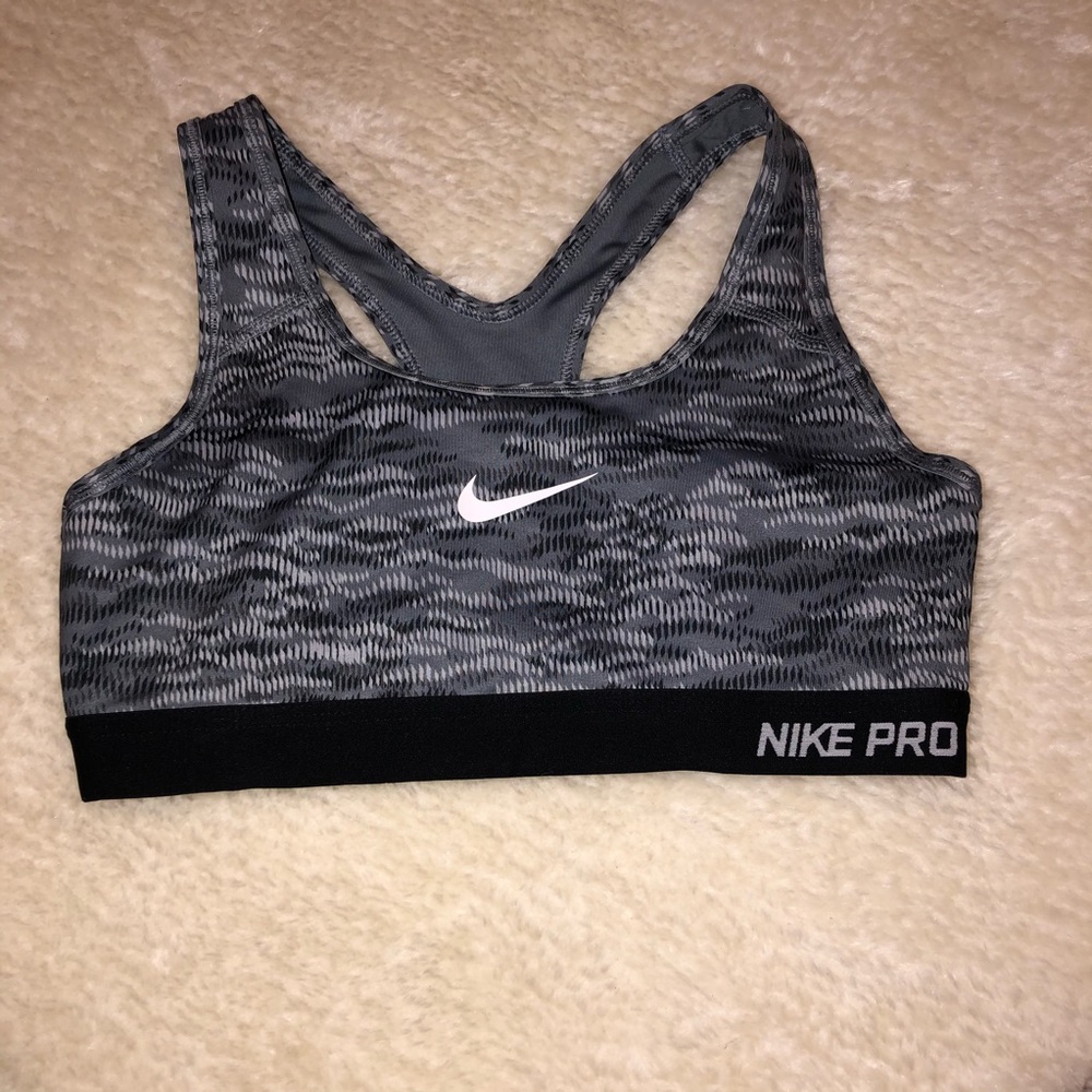 Nike sports bra 🖤